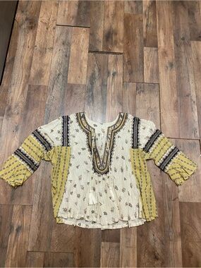 Free People Boho Embroidered Cropped Top – Size XS – India Made